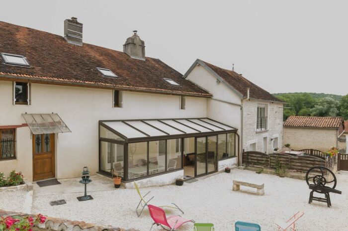 Chez Albertine.jpg Chez Albertine