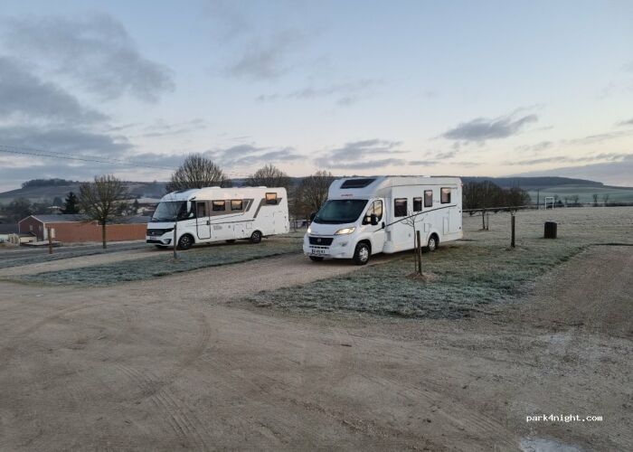 aire de camping-car Champignol-lez-Mondeville.jpg Park4night