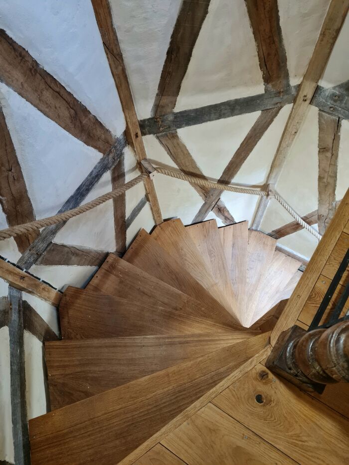Escalier tourelle.jpg Elodie Milcent Agrapart
