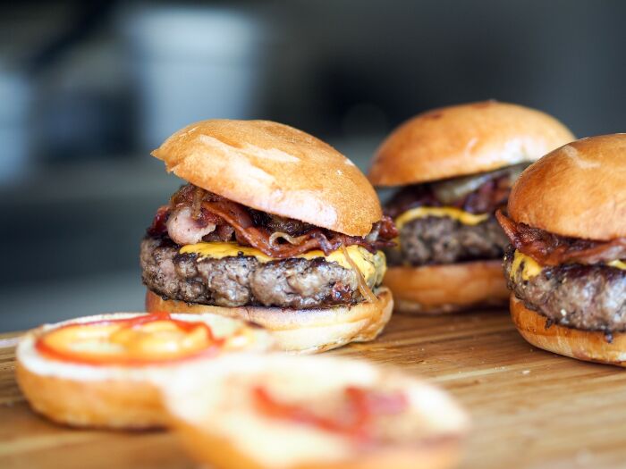 burger-731298_1920.jpg © Pixabay