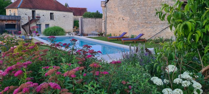 Cottage-piscine.jpg ©Sophie Enfer