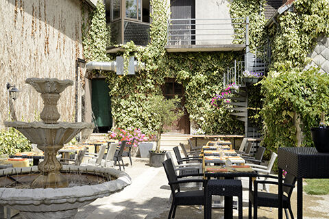 hotel-restaurant-le-tadorne-galerie-terrasse01.jpg Hotel le Tadorne