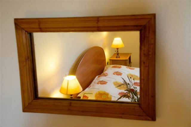 cadre  chambre Coquelicot.jpg Les Furets