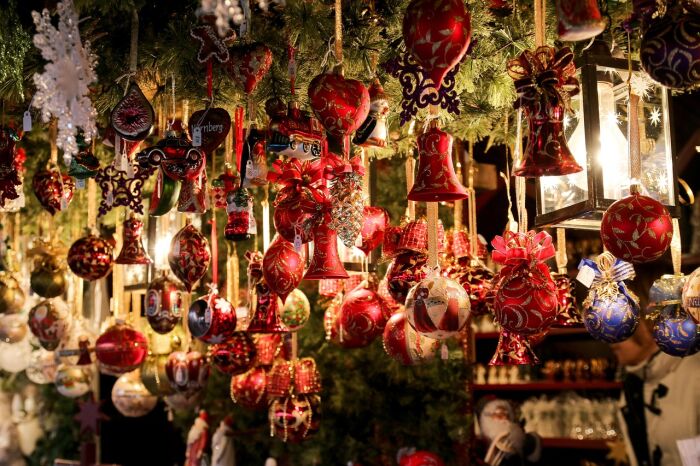 christmas-market-550323_1280.jpg Pixabay