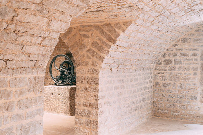 Villa Eulalie- Caves.jpg Champagne Edouard Duval