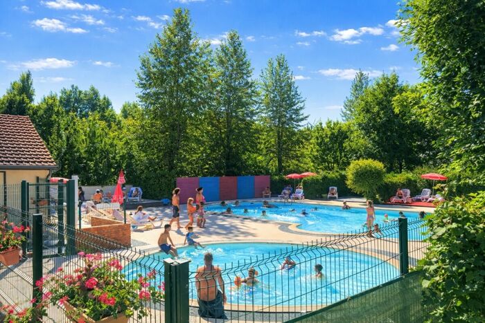 Camping du lac Amance 2026 - Piscine ©Camping du lac Amance (1).jpg camping Lac Amance