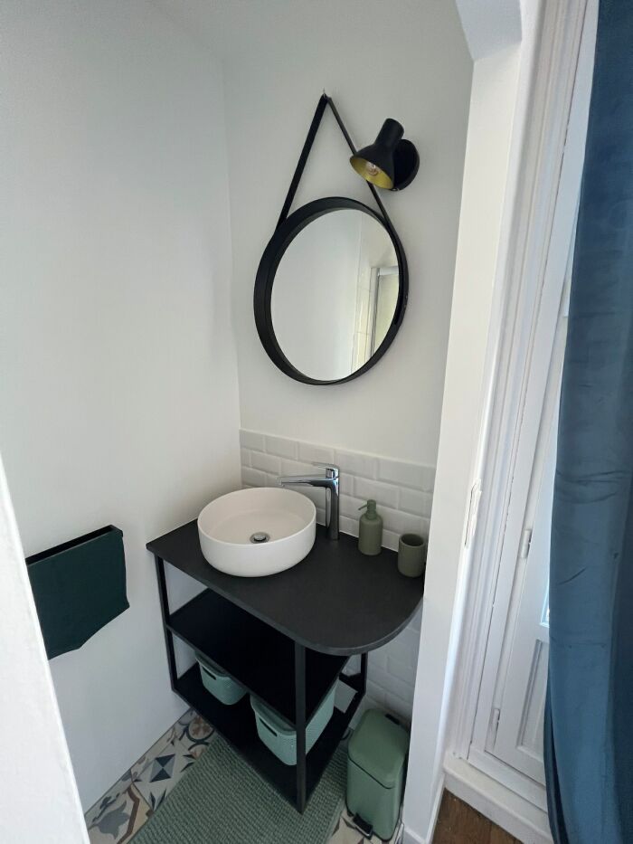 lave mains Chez Jennifer et Van - © LE Van Quoc