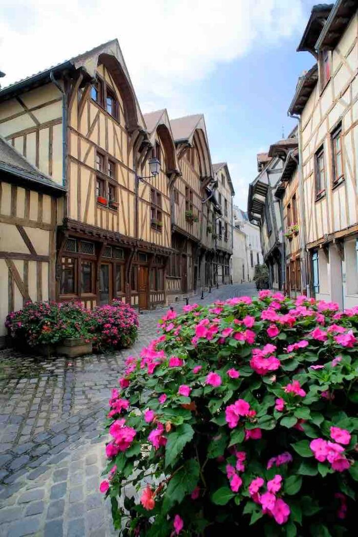 The Golden_Troyes The Golden - © C. Carillon
