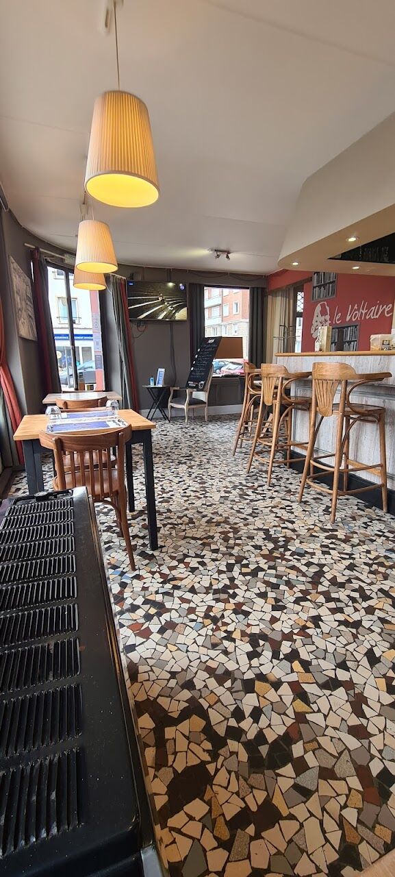 11-BAR ©Le Voltaire Troyes