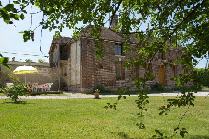 Le Bas du Buisson Fermé ©Gîtes de France Aube