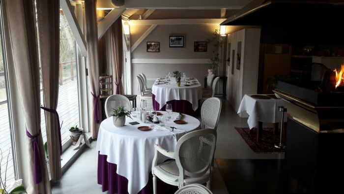 Salle bis.jpg Auberge de Ste Maure