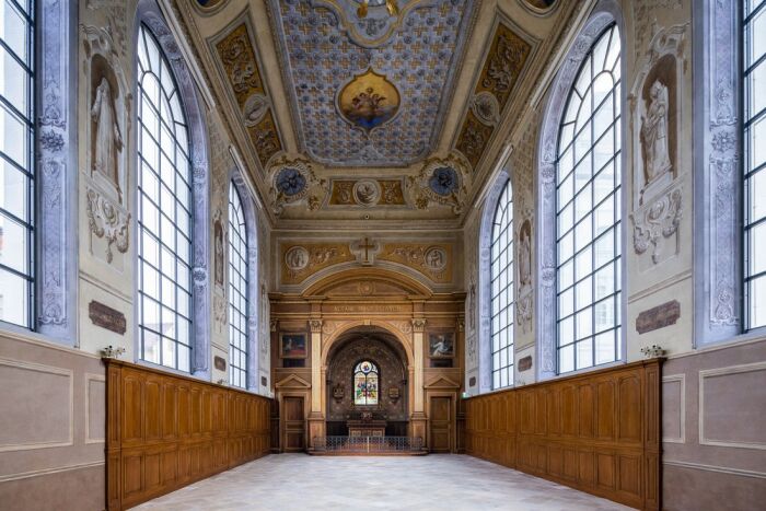 Chapelle de l'Hôtel-Dieu-le-Comte © Studio OG - Cité du Vitrail.jpg Studio OG - Cité du Vitrail