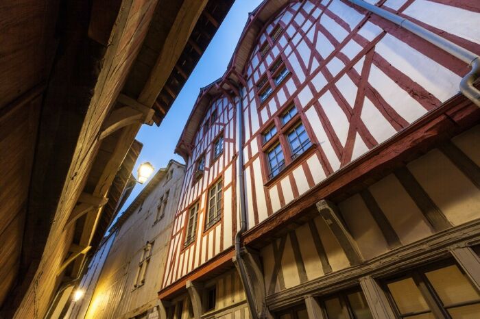 Rue Larivey © Olivier Gobert - Troyes La Champagne Tourisme.jpg © Olivier Gobert - Troyes La Champagne Tourisme
