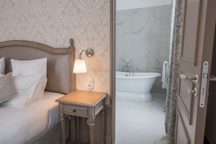 photo-8.jpg ©Château de Montabert