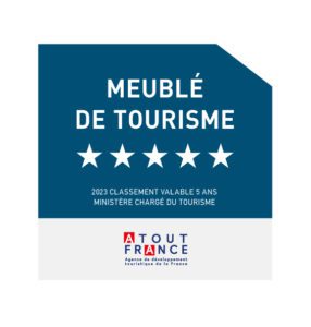 Plaque-Meuble_tourisme5_2023